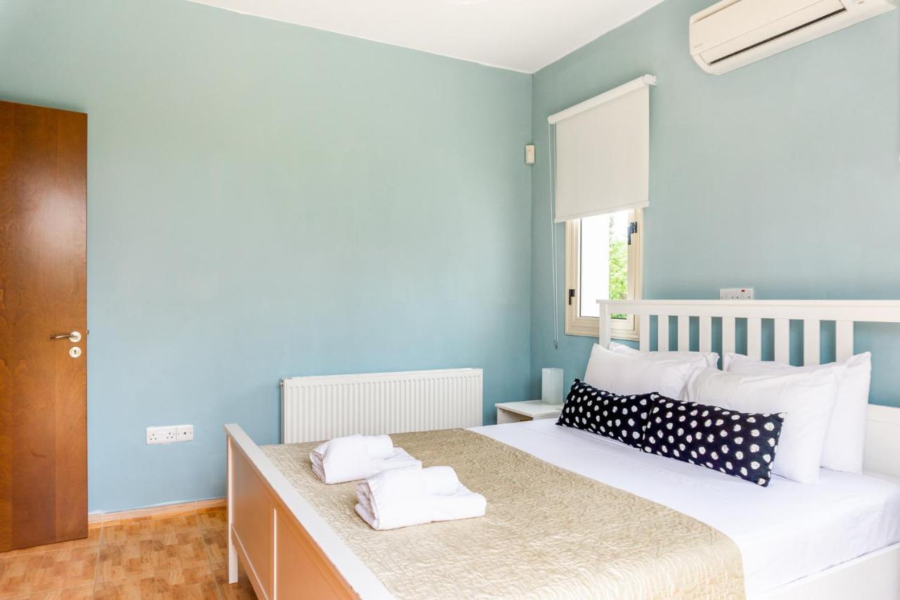 Villa Deja Blue By Ezoria Villas Coral Bay Exteriér fotografie