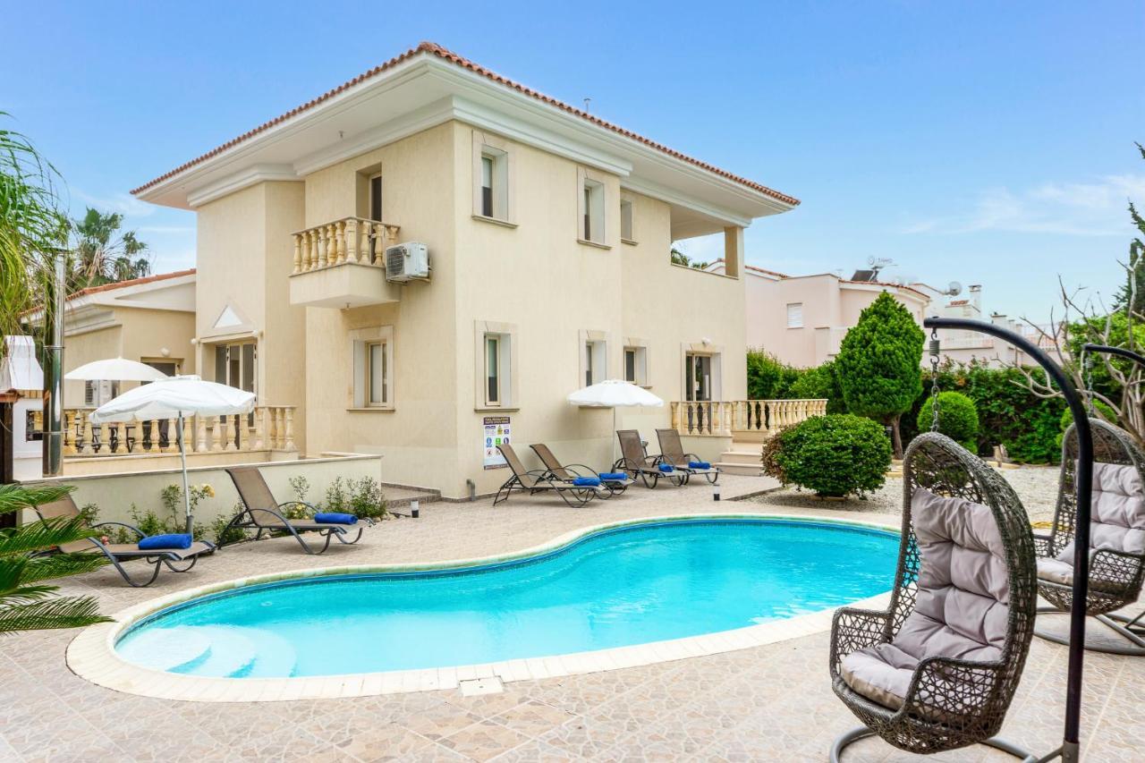 Villa Deja Blue By Ezoria Villas Coral Bay Exteriér fotografie