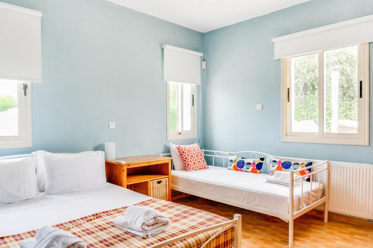 Villa Deja Blue By Ezoria Villas Coral Bay Exteriér fotografie
